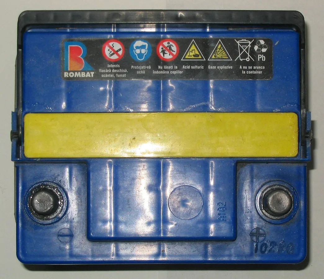 Car battery warning