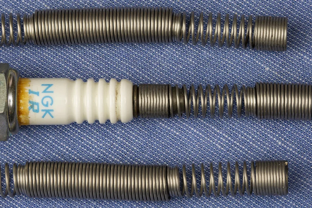 Spark plug icon