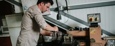 Work in a car repair workshop